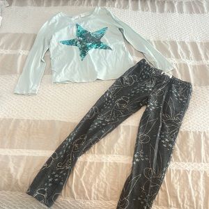 Gap kids shirt and leggings in great condition